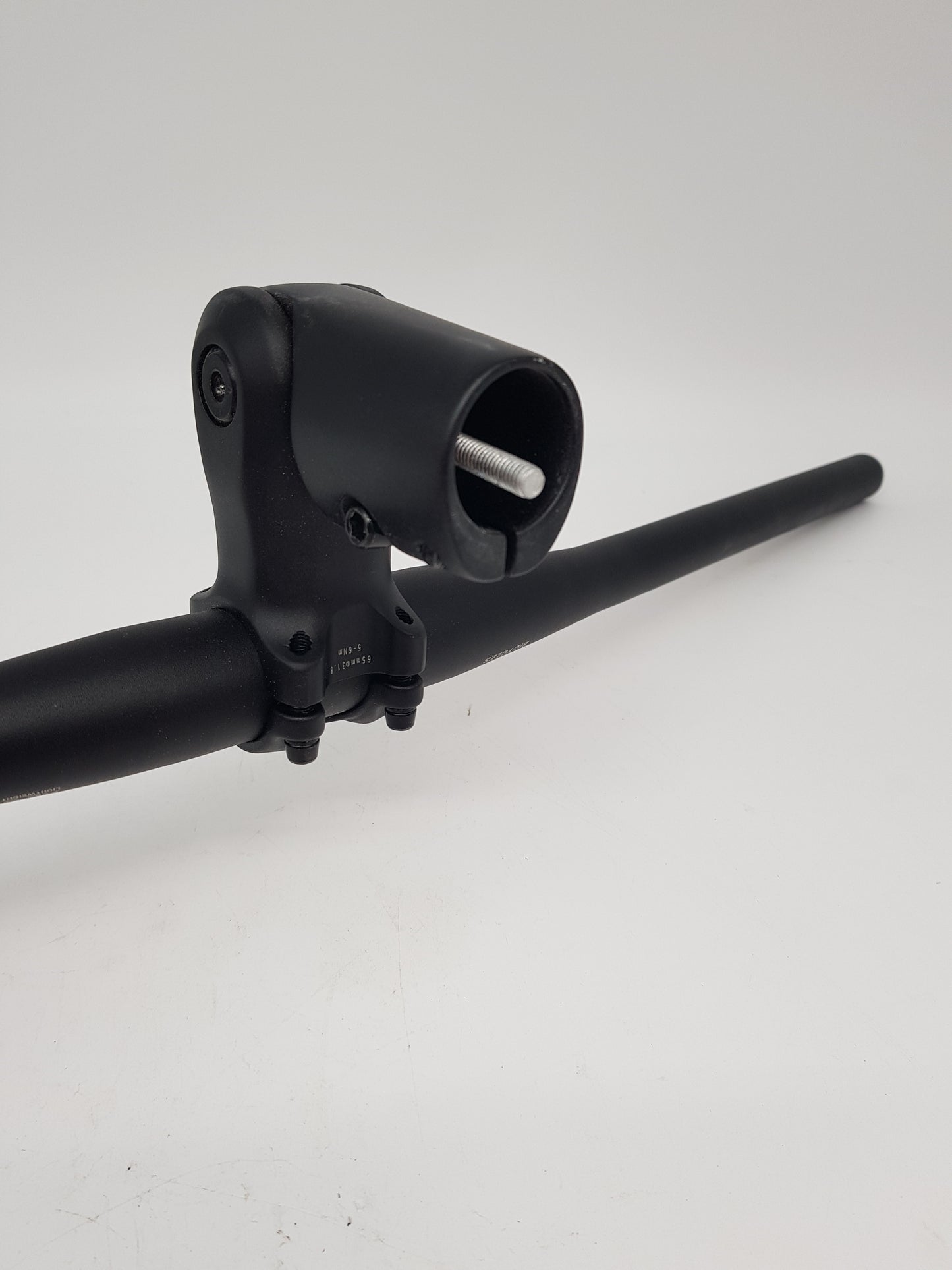 Vorbau mit Lenker 65mm verstellbar 0° bis 90° | 31,8mm, 700mm Neuwertig