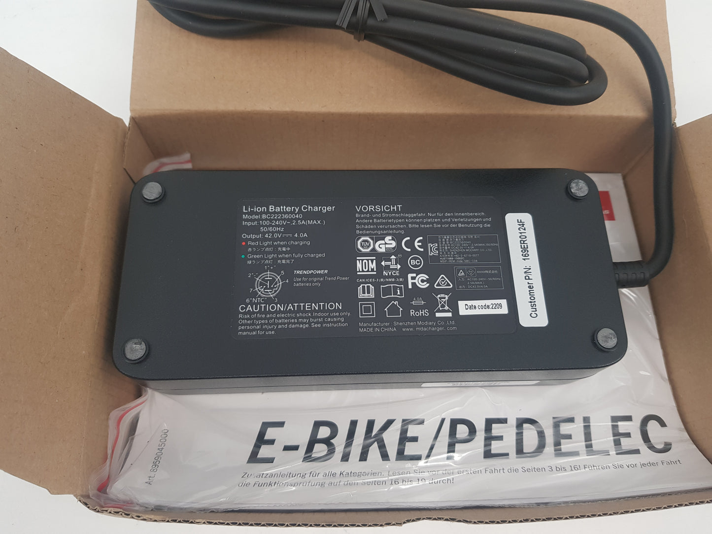 Ladegerät Battery Charger E-Bike Model: BC222360040 Trendpower
