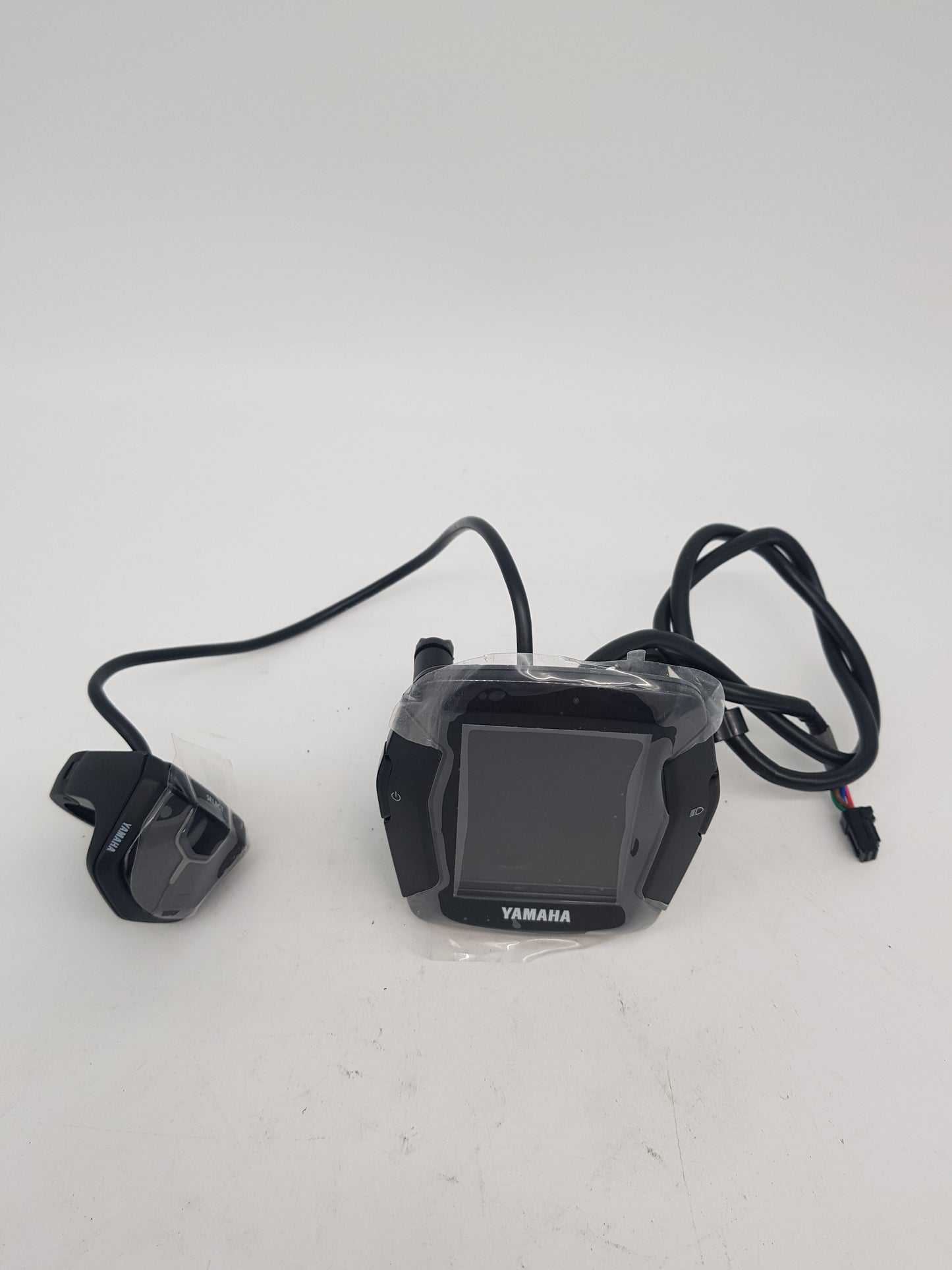Yamaha 2,8 Zoll E-Bike Display mit Lenkerschalter X1R10 - Schwarz, 1R00 intern