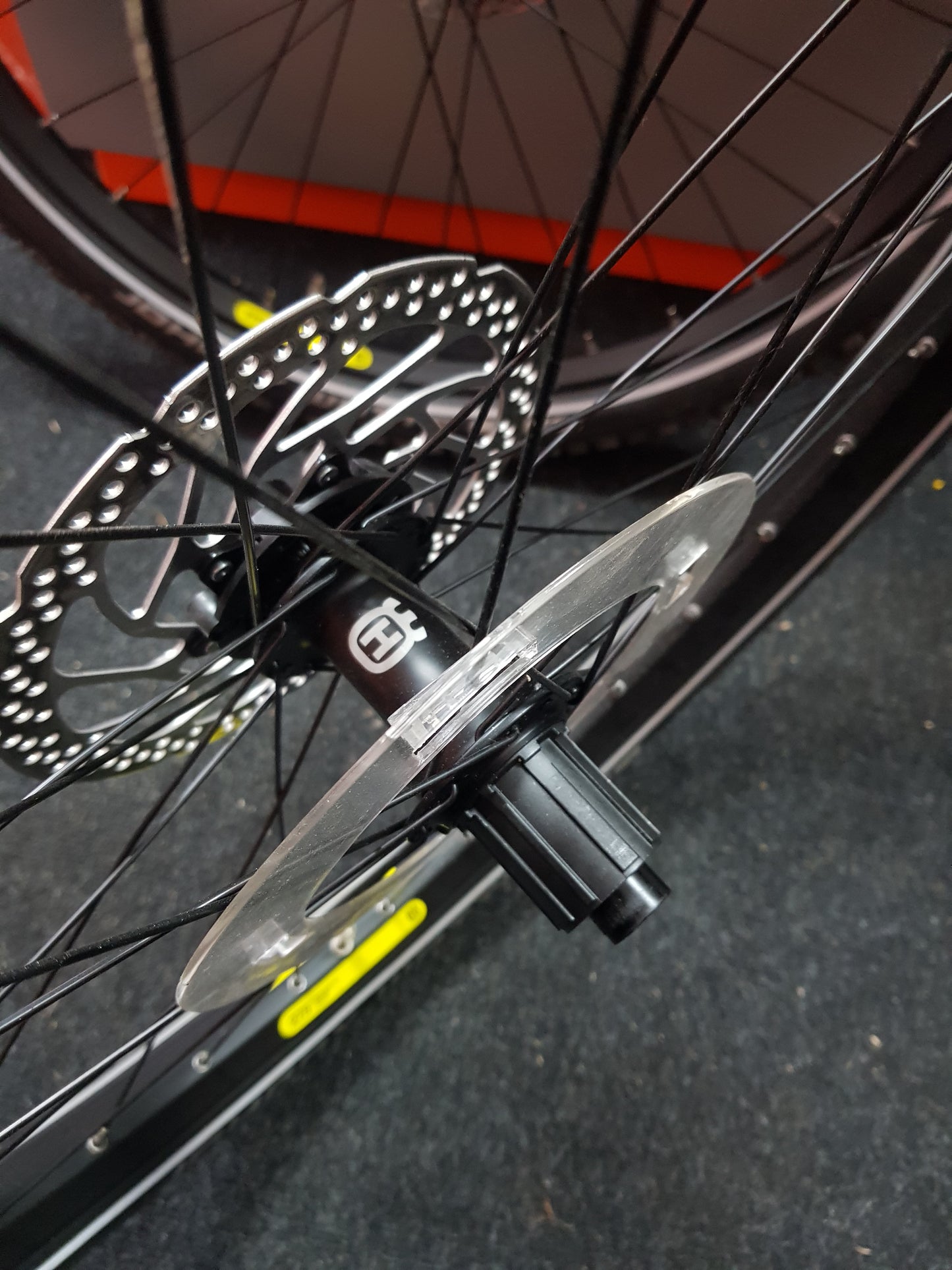 Radsatz 27.5 Zoll Husqvarna 11 Gang Freilauf Ebike