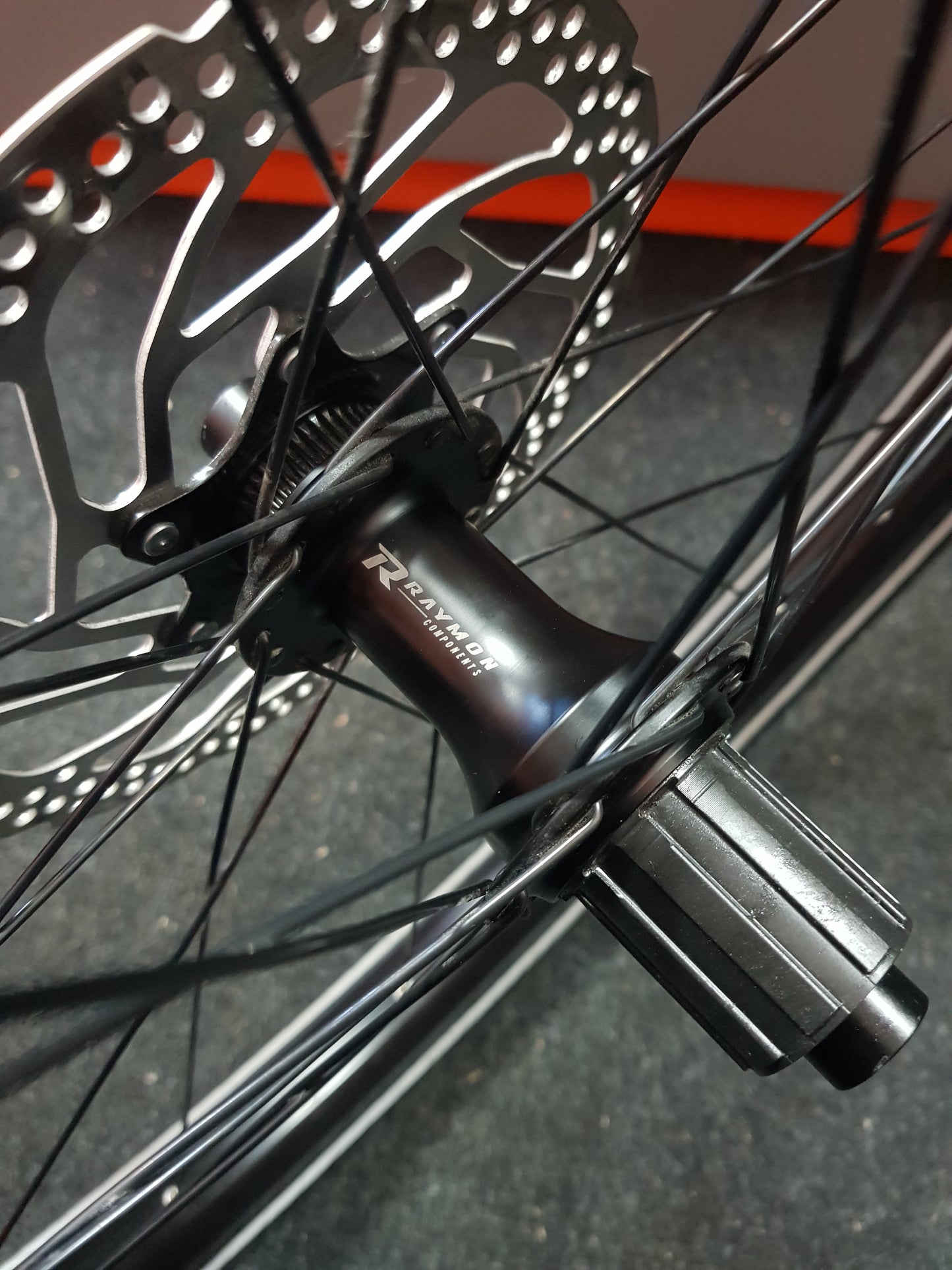 Radsatz 27.5 Zoll Raymon 11 Gang Freilauf Ebike