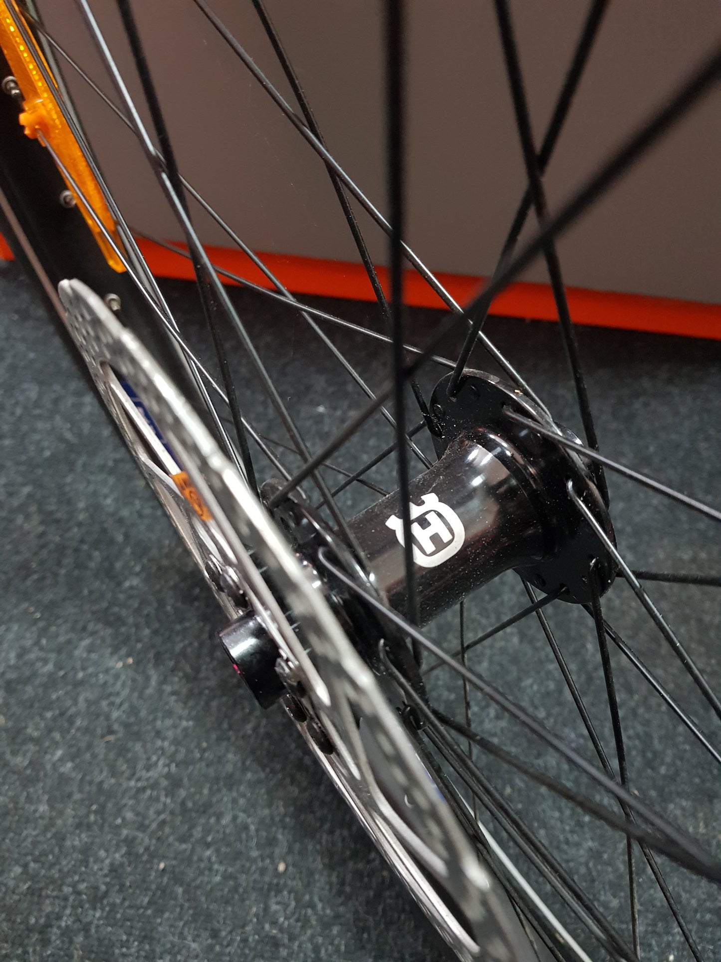 Radsatz 27.5 Zoll Husqvarna 11 Gang Freilauf Ebike MTB