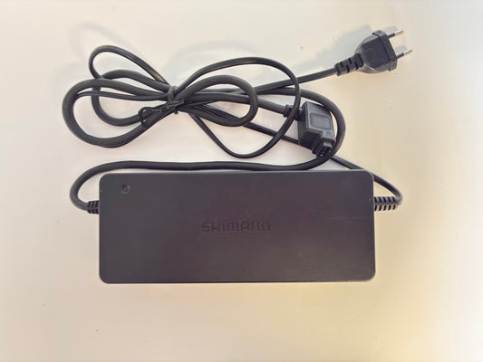 Ladegerät Battery Charger Shimano Steps EC-E6000; 1436 int.