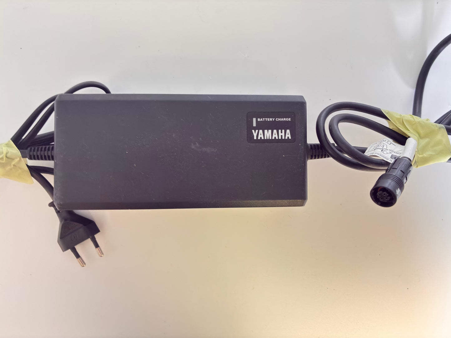 Ladegerät Battery Charger Yamaha PASC5 Modell: X0S-00; 1434 int.
