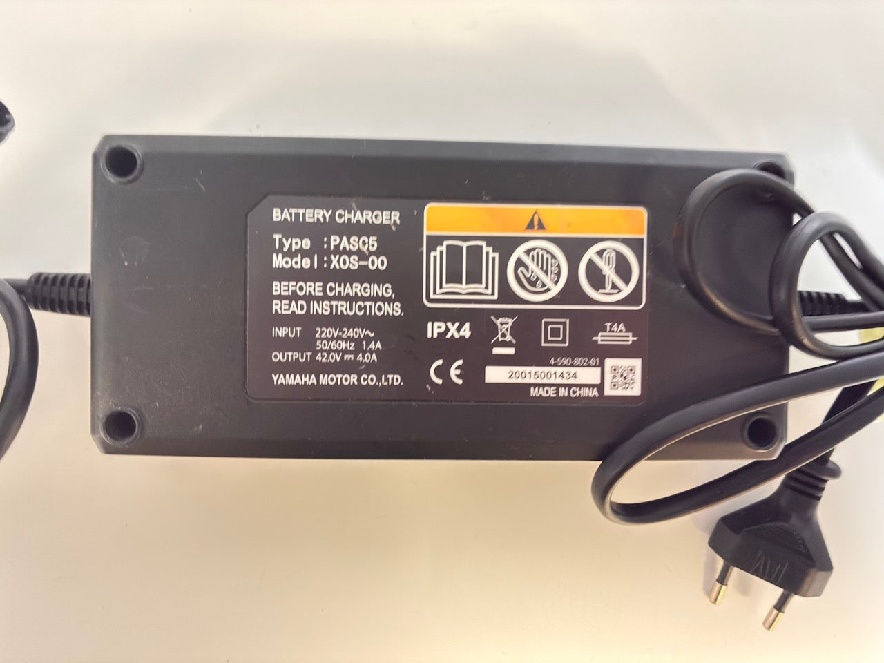 Ladegerät Battery Charger Yamaha PASC5 Modell: X0S-00; 1434 int.