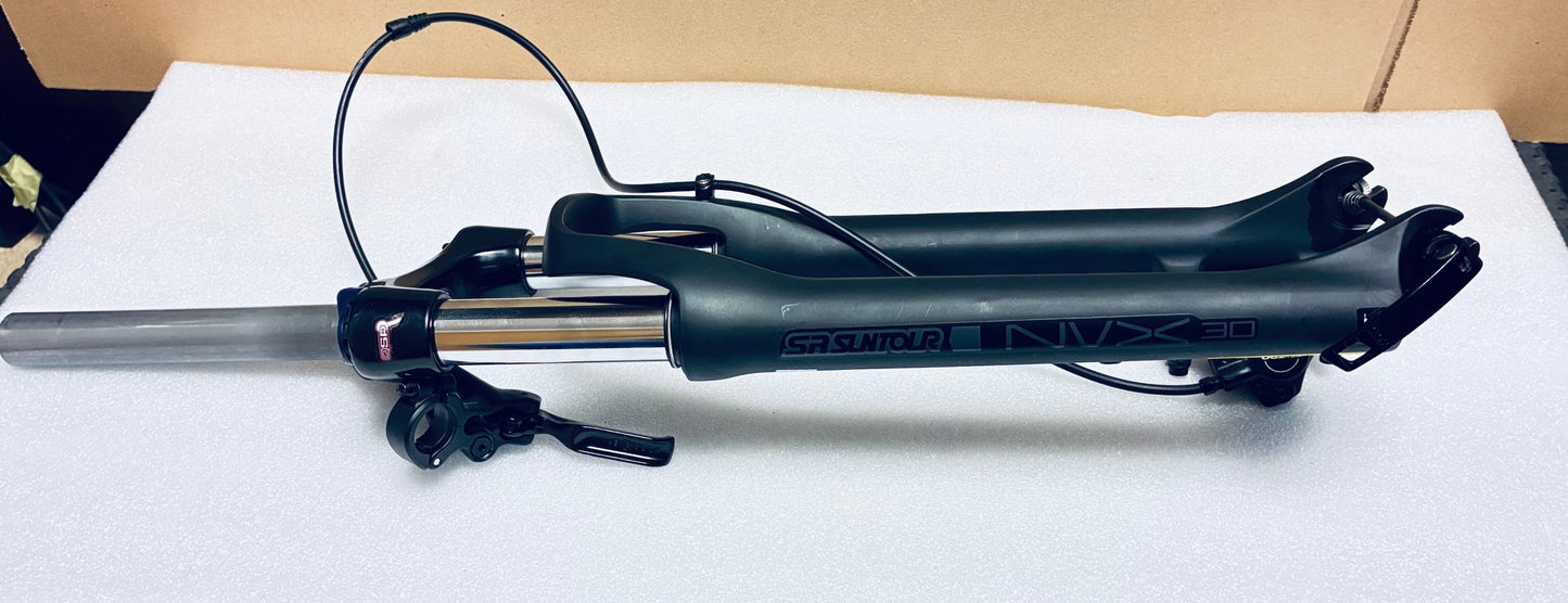 SR Suntour Federgabel NVX 30 mit Bremse 100mm 27.5"; 22 int.